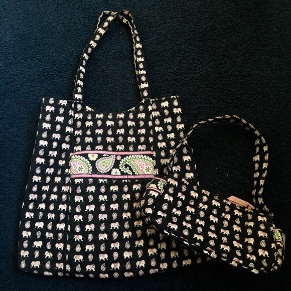 Vera Bradley Handbags - VERA BRADLEY TOTE AND PURSE BUNDLE 💓